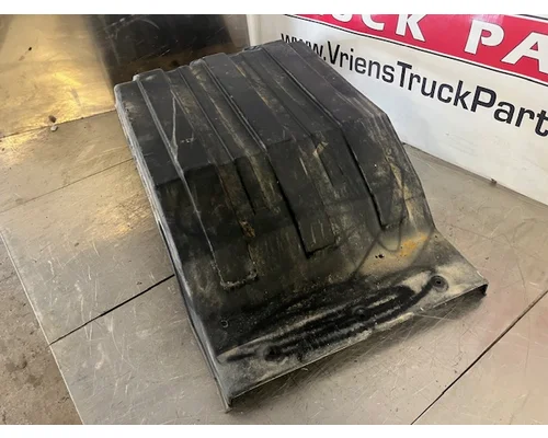 UNIVERSAL  Fender