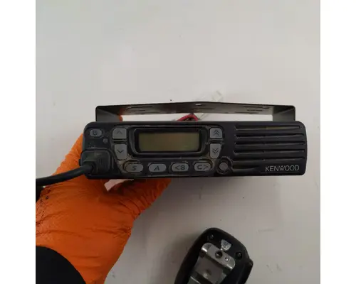 UNIVERSAL  Radio