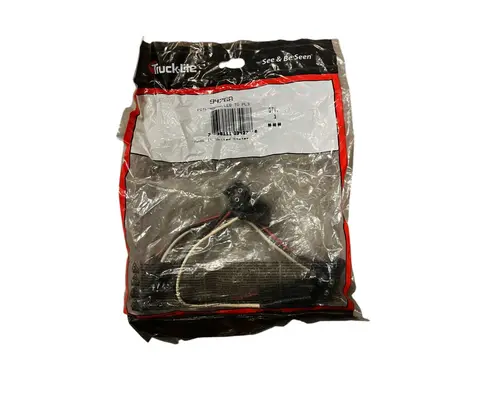 UNIVERSAL  Side Marker Lamp, Rear