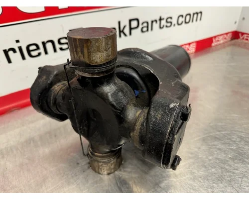 UNIVERSAL  Universal Slip Yoke