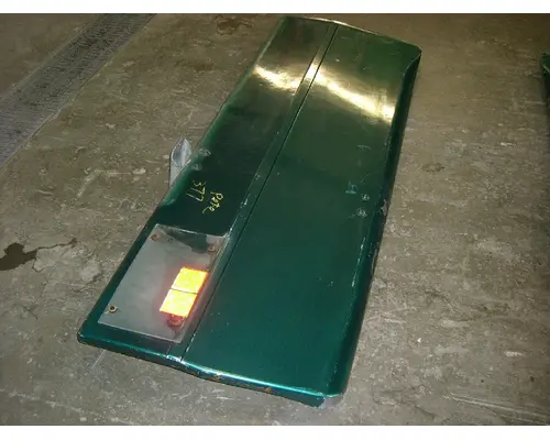 UNKNOWN 377 CAB SKIRTSIDE FAIRING