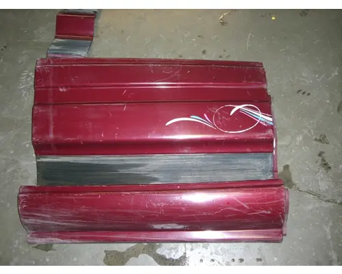 UNKNOWN 9200 CAB SKIRTSIDE FAIRING