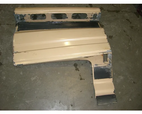UNKNOWN 9400 CAB SKIRTSIDE FAIRING