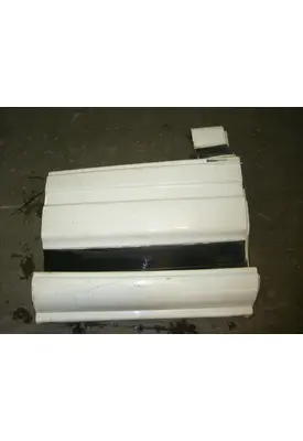 UNKNOWN 9400 CAB SKIRT/SIDE FAIRING