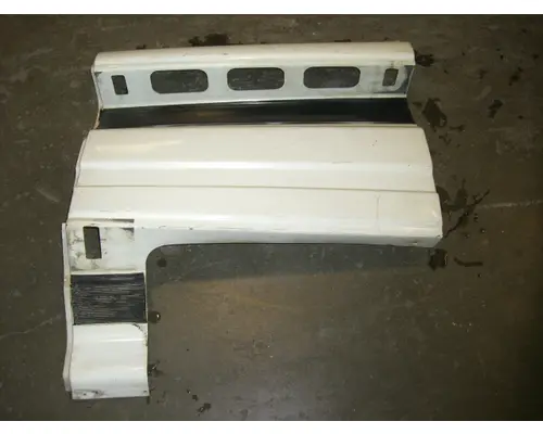 UNKNOWN 9400 CAB SKIRTSIDE FAIRING
