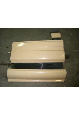 UNKNOWN 9400 CAB SKIRT/SIDE FAIRING