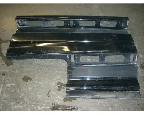 UNKNOWN 9400 CAB SKIRTSIDE FAIRING