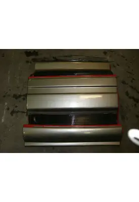 UNKNOWN 9400 CAB SKIRT/SIDE FAIRING