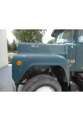 UNKNOWN R600 1970-1981 HOOD