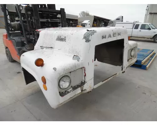 UNKNOWN R600 1970-1981 HOOD
