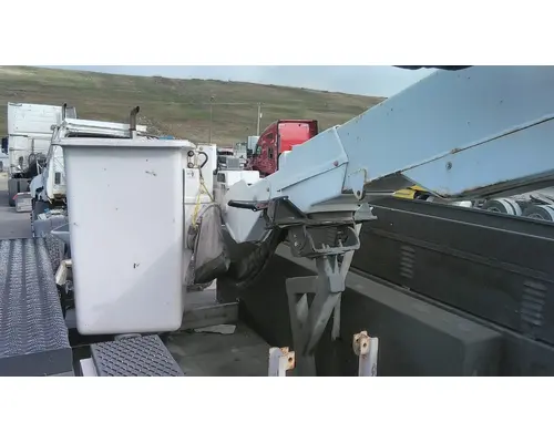 UTILITY/SERVICE BED ALTEC-CARLISLE TRUCK BODIES, BOX VANFLATBEDUTILITY