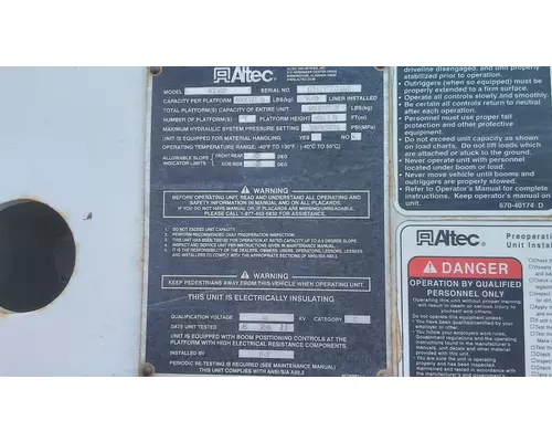 UTILITY/SERVICE BED ALTEC-CARLISLE TRUCK BODIES, BOX VANFLATBEDUTILITY