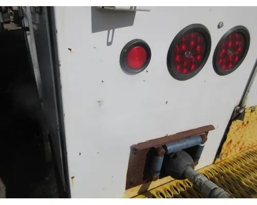UTILITY F650 Box  Bed