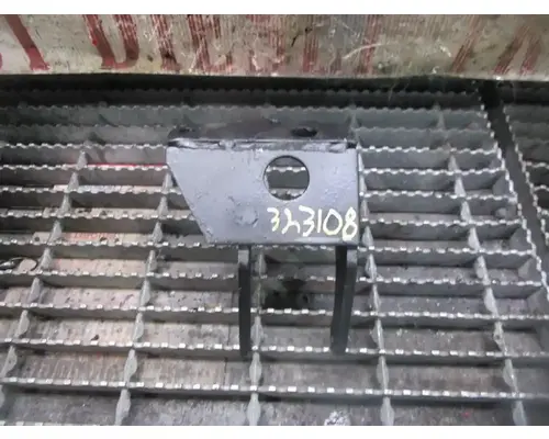 Alternator UD/Nissan FD35T Machinery And Truck Parts