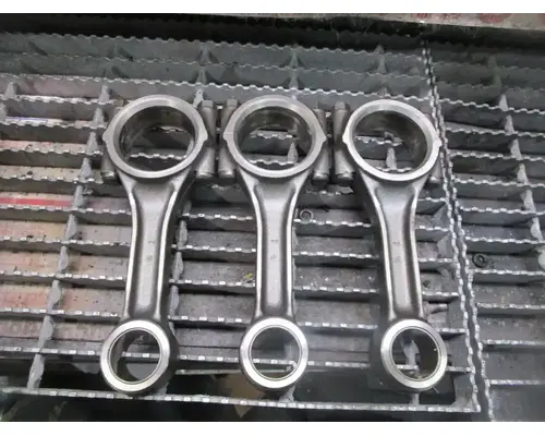 Piston UD/Nissan FD35T Machinery And Truck Parts