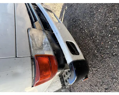 Bumper Assembly, Front UD TRUCK UD1800 DTI Trucks