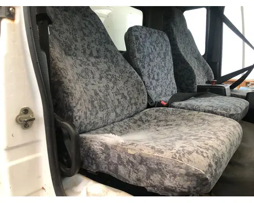 Seat, Front UD UD2600 Vander Haags Inc Cb