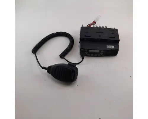 Radio UNIVERSAL  Quality Bus &amp; Truck Parts