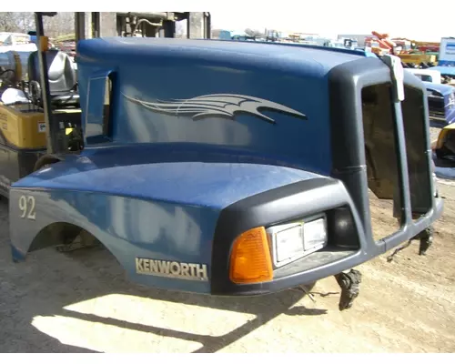 Hood UNKNOWN T600 LKQ Thompson Motors - Wykoff