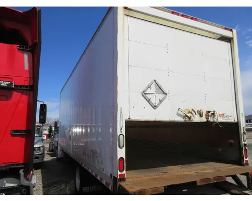 VAN 26 FOOT Box  Bed