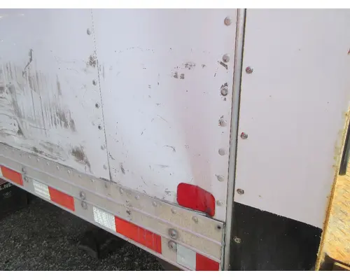 VAN 26 FOOT Box  Bed