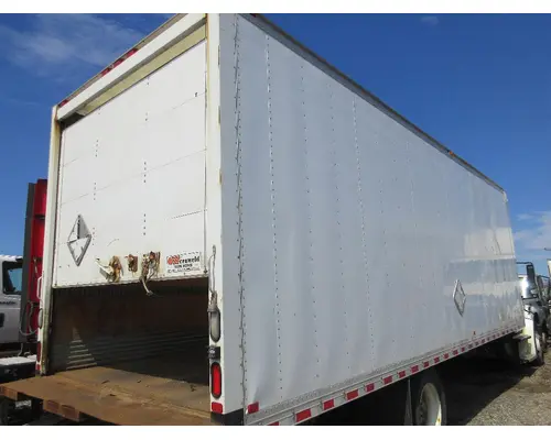 VAN 26 FOOT Box  Bed