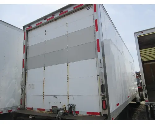 VAN 26 FOOT Box  Bed