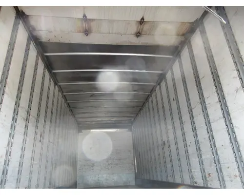 VAN 26 FOOT Box  Bed