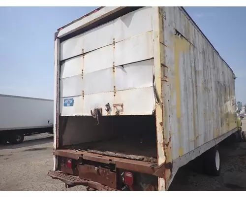 VAN C6000 Box  Bed