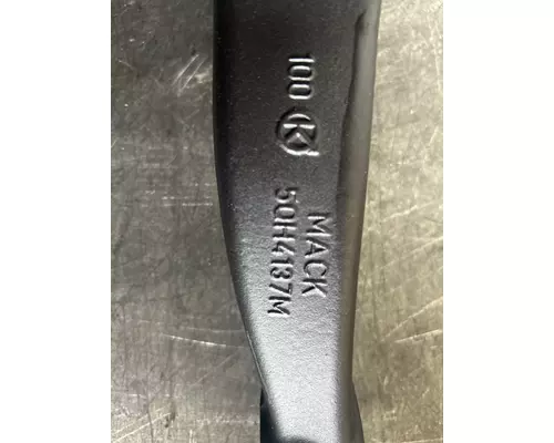 VOLVO/ MACK 3QH565 Spindle  Knuckle, Front