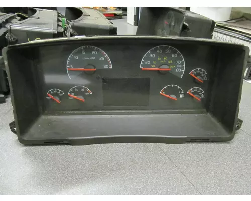 VOLVO/GMC/WHITE VNL200 Instrument Cluster