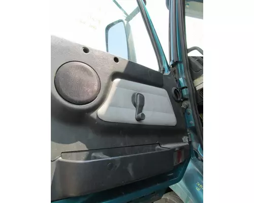 VOLVO/GMC/WHITE VNL610 Door Assembly, Front