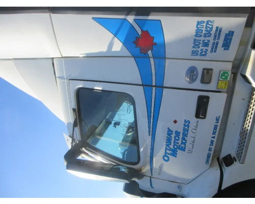 VOLVO/GMC/WHITE VNL Cab