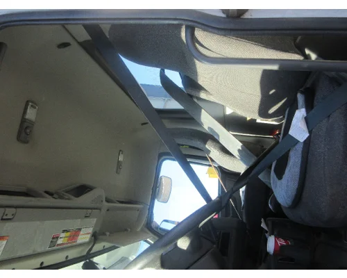 VOLVO/GMC/WHITE VNL Cab