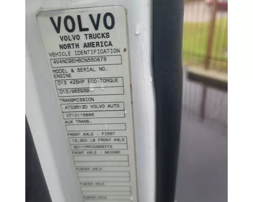 VOLVO/GMC/WHITE VNL Complete Vehicle