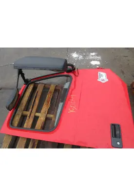VOLVO/GMC/WHITE VNL Door Assembly, Front