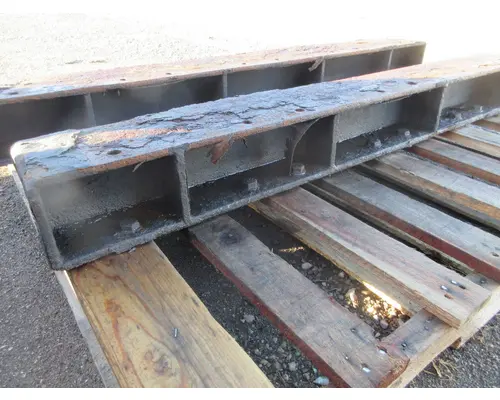 VOLVO/GMC/WHITE VNL Fifth Wheel