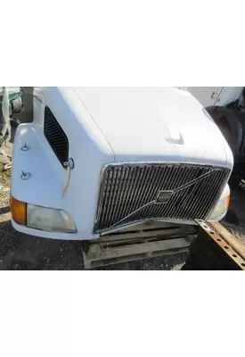 VOLVO/GMC/WHITE VNL Hood