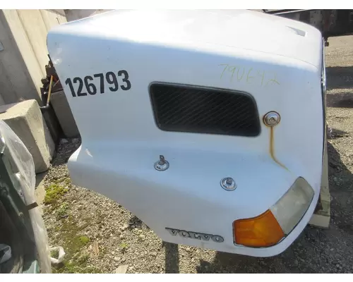 VOLVO/GMC/WHITE VNL Hood