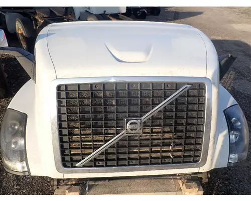 VOLVO/GMC/WHITE VNL Hood