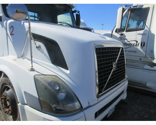 VOLVO/GMC/WHITE VNL Hood