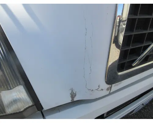 VOLVO/GMC/WHITE VNL Hood