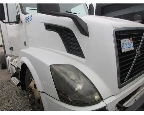 VOLVO/GMC/WHITE VNL Hood