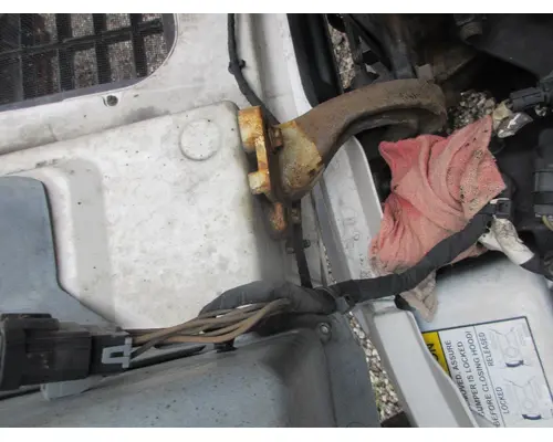 VOLVO/GMC/WHITE VNL Hood