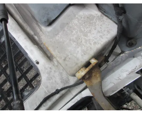 VOLVO/GMC/WHITE VNL Hood