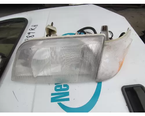 VOLVO/GMC/WHITE VNM Headlamp Assembly