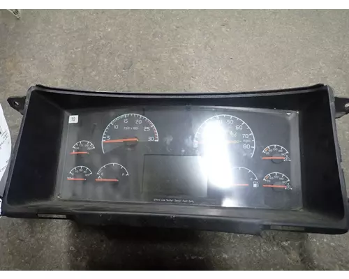 VOLVO/GMC/WHITE VNM Instrument Cluster