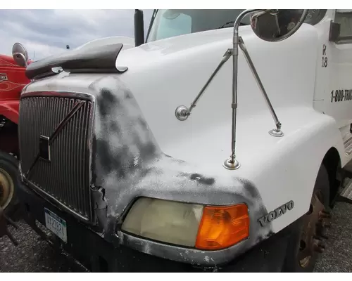 VOLVO/GMC/WHITE VN Hood