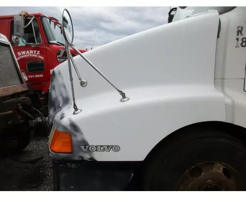 VOLVO/GMC/WHITE VN Hood