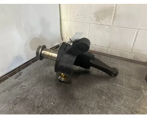 VOLVO/MACK 20000 Spindle  Knuckle, Front